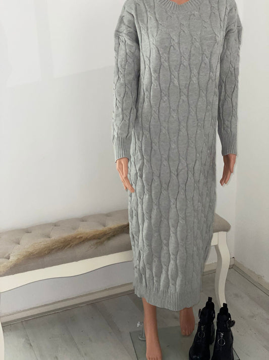 DINA GEBREIDE LANGE TRUI