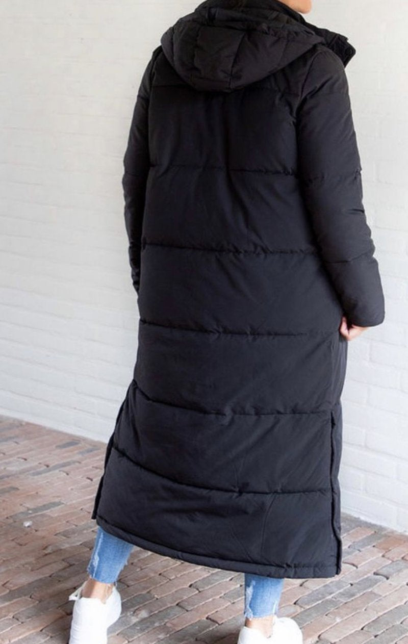 YESMIN ZWARTE LANGE JAS