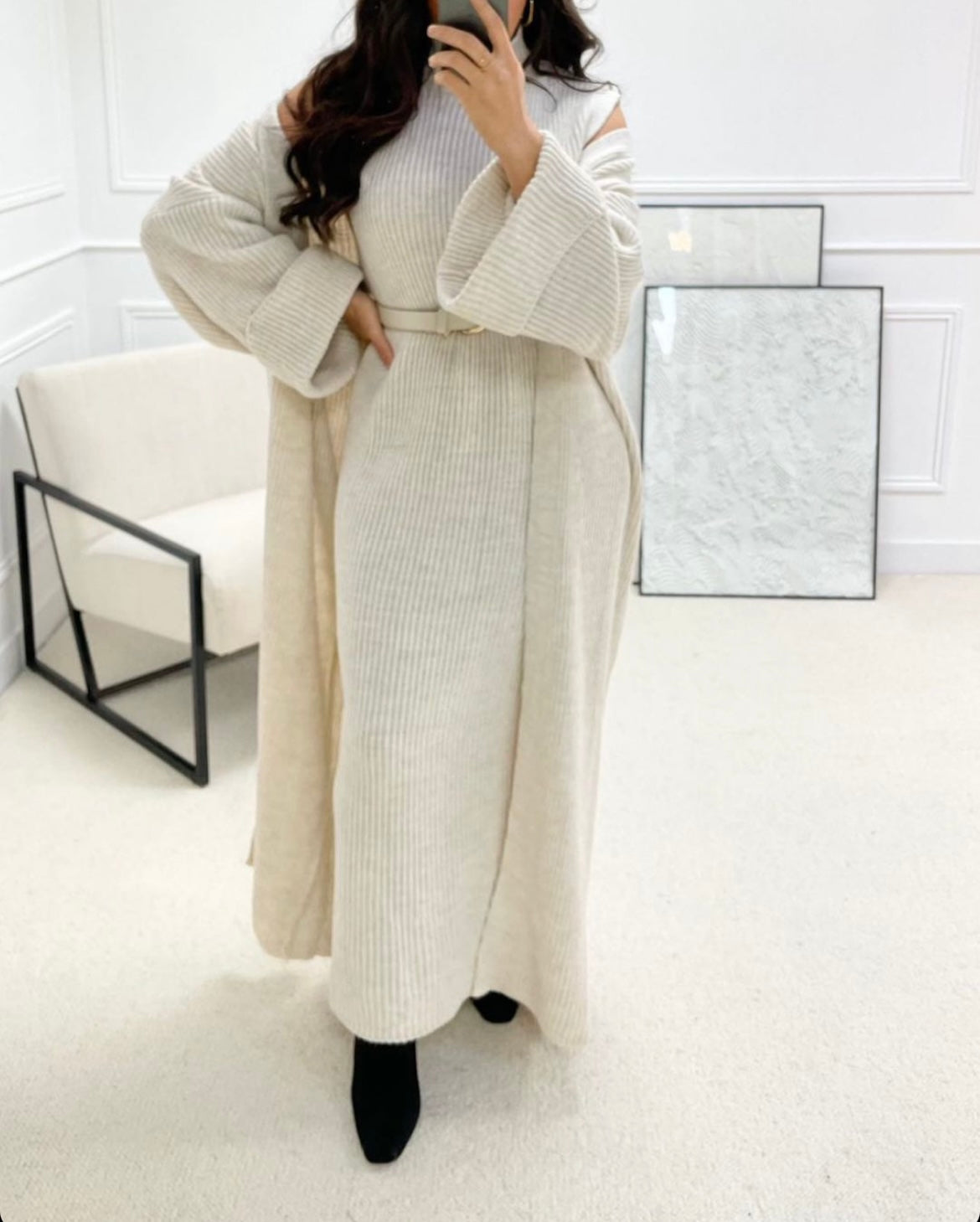 NAYELI TWINSET LANG BEIGE