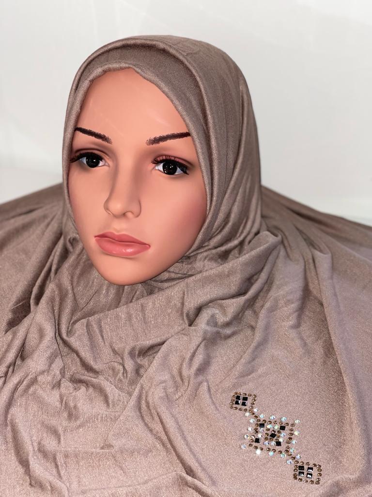 JERSEY LICHTBRUIN MET STEENTJES