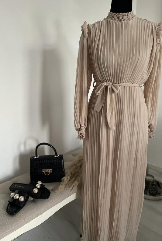 ARWA MAXI JURK PLISSÉ BEIGE