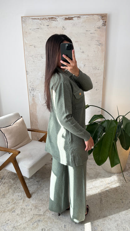 TWEEDELIGE GEBREIDE TWINSET GROEN