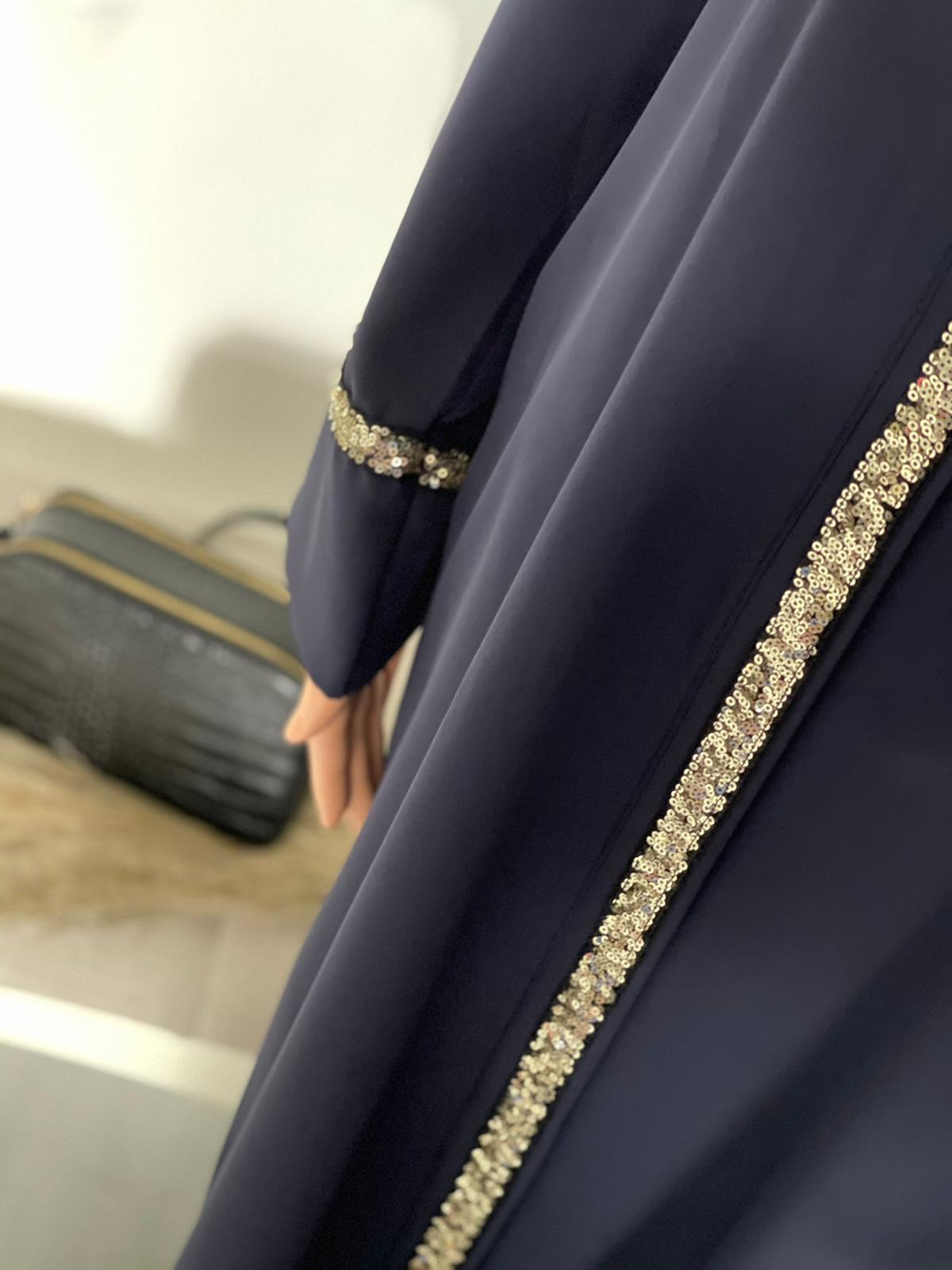 YOUSRA ABAYA MARINE BLAUW