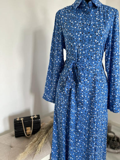 LAYLA MAXI BLOUSE JURK MET BLOEMENPRINT BLAUW