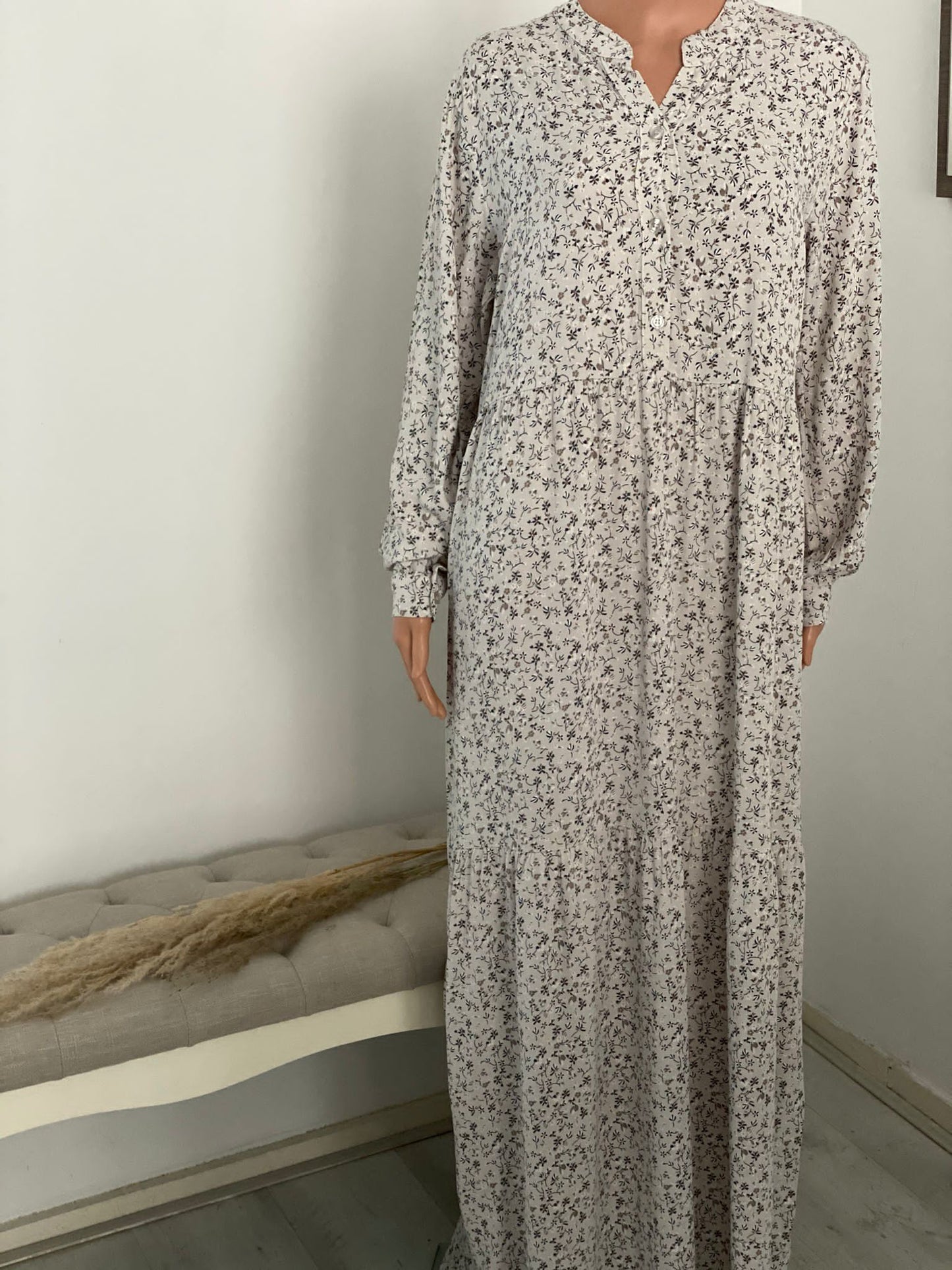 NAWAL MAXI JURK LICHTBEIGE