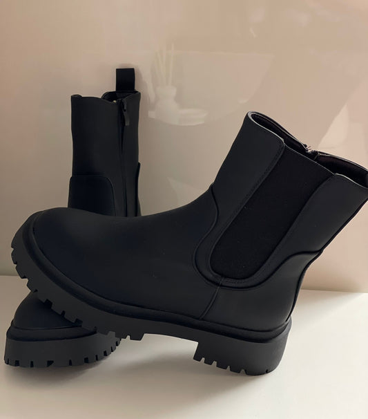 MAYA BOOTS ZWART